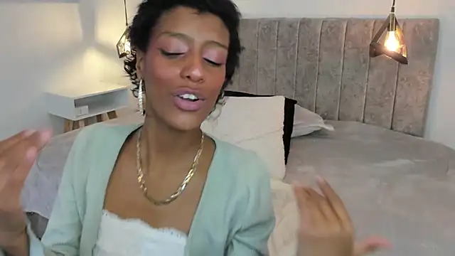 Zia_Green webcam