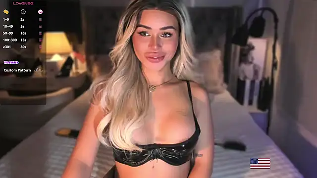 ZyraGoddes webcam
