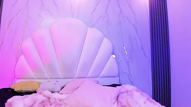 AliiceWonderland_ webcam