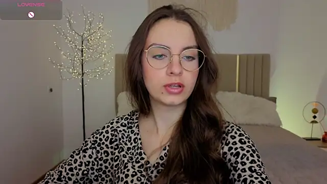 Real_cutie1 webcam
