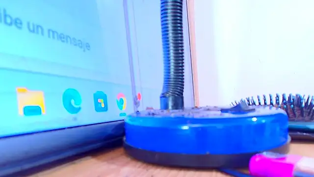 queenaliice webcam