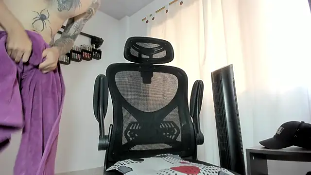 DmitriSanders webcam