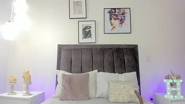 helen_mooree webcam