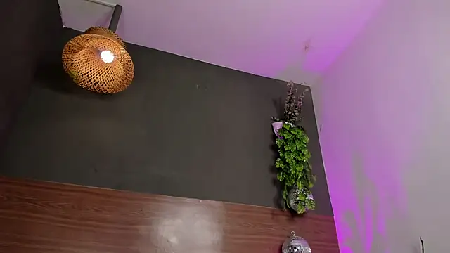 GinebraaFox_ webcam