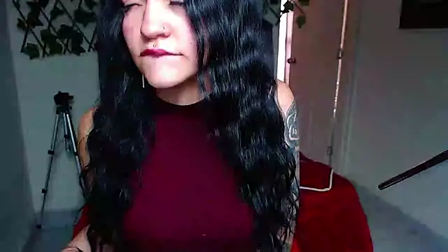 Violettasquirt interactive webcam chat