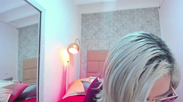 CarolinaGlamour webcam