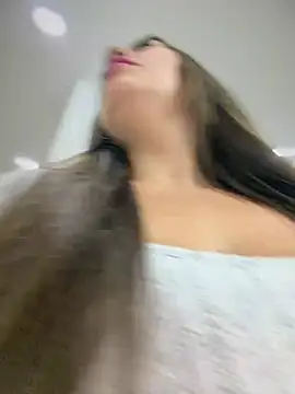 LIZ-06_ webcam