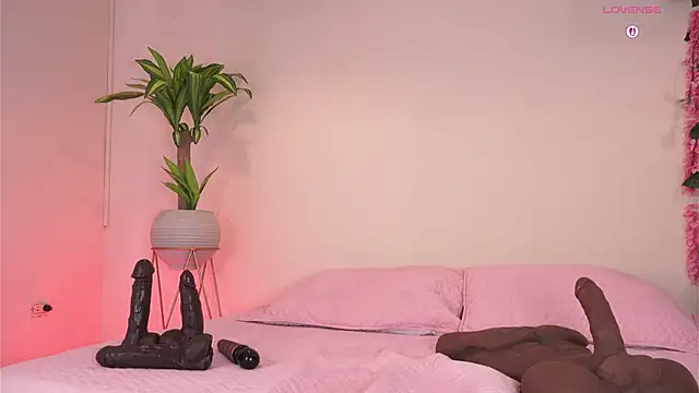 mili_moon_