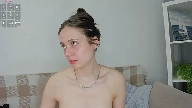 MalvinaTrafford live orgasm cum show
