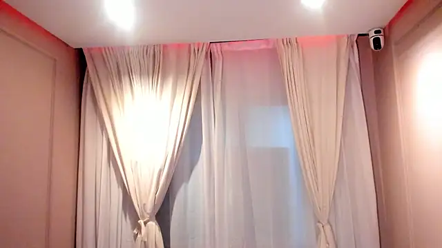 skaylertfox private dildo chat