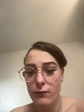 Quenn667 webcam