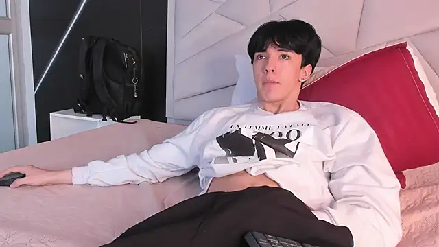 Quma86 - Male webcam sex chat