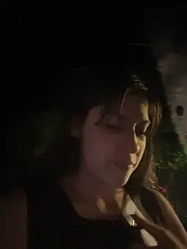 Isabella-Teen live cam