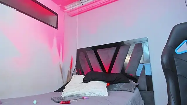 antonella_zapata webcam
