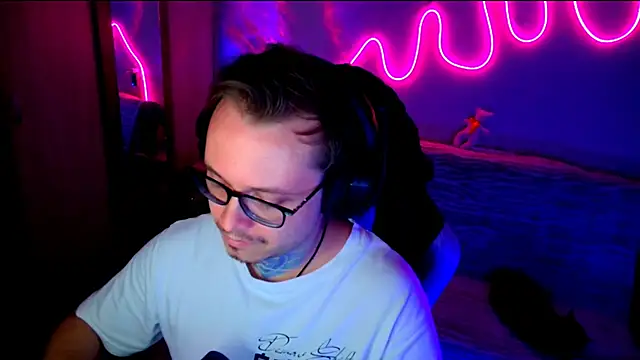 MeLanXolik live sex cam