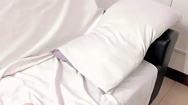 eileen_tanihara webcam