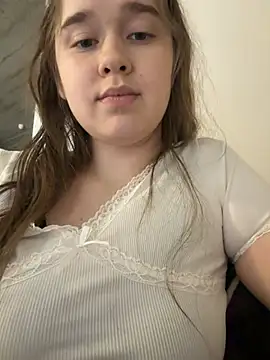 HornyGirlH webcam