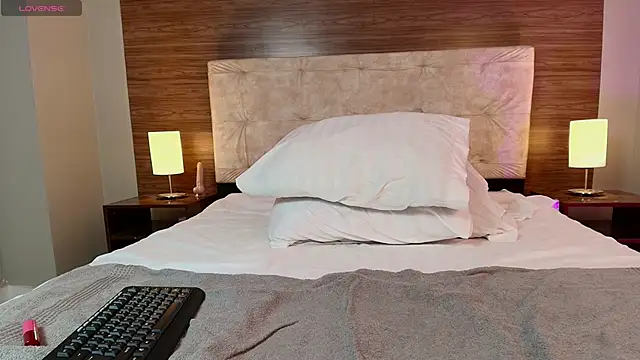 CamilaVelour