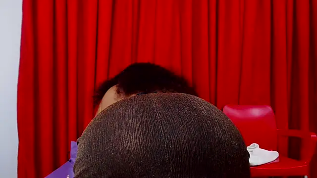 SexyBustyBoobs webcam