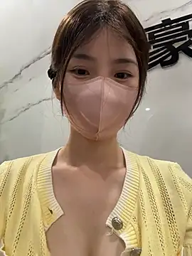 gougou13 webcam