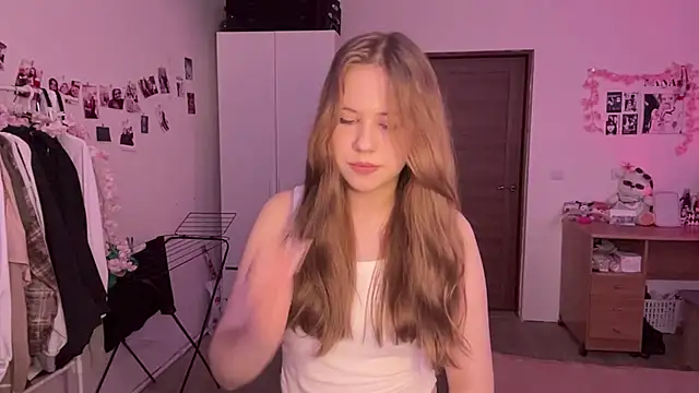 NyelleSpir webcam