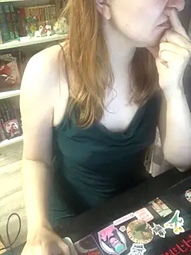 Velvet_Cry webcam