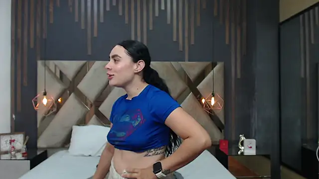 MartinaaFit webcam