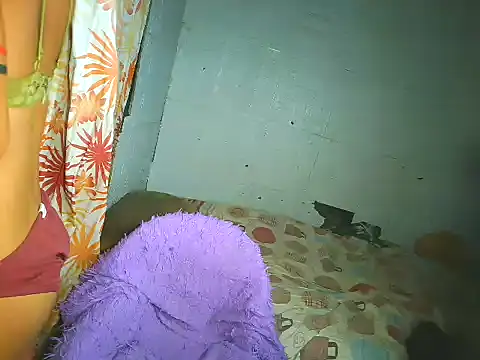 Yourfantasyisme webcam