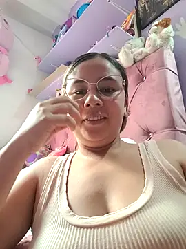 selena_gomez2 webcam