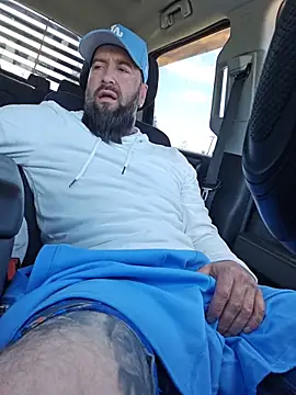 Beardedtattood webcam
