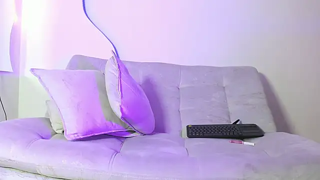 ArohomLester_ webcam