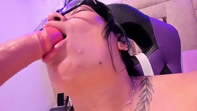 PauletteJ webcam