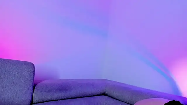 Kirana_Hayes webcam