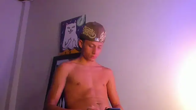 Ryan_latin webcam