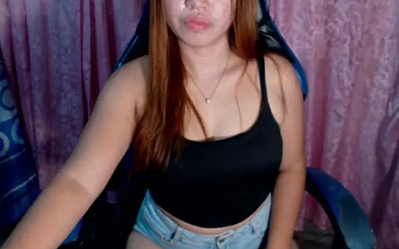 onlymaes_19 webcam