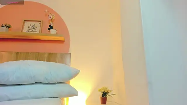 luna_blazze_ webcam