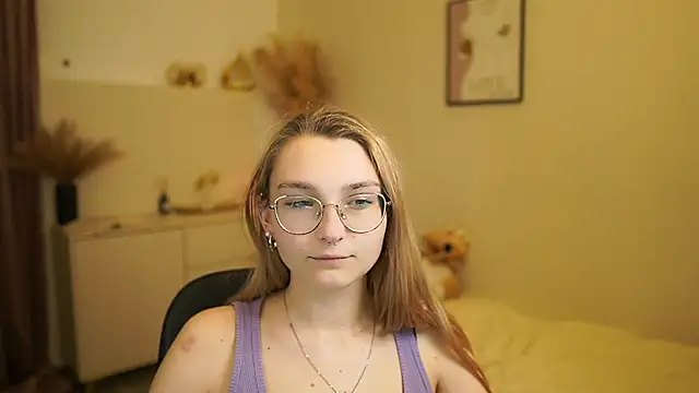 Sophielux18 webcam
