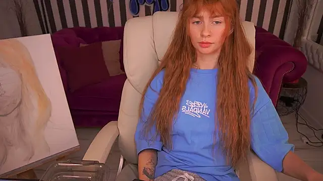 Nicol_Moonn webcam