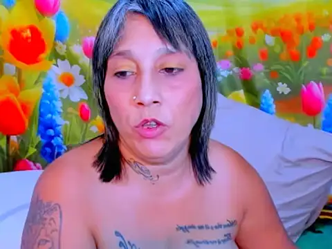 indianroxy webcam