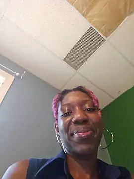 oliviaprettypussy webcam
