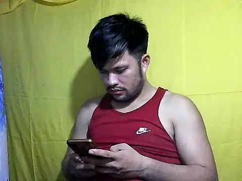 HairyHottestpinoyHandsome webcam