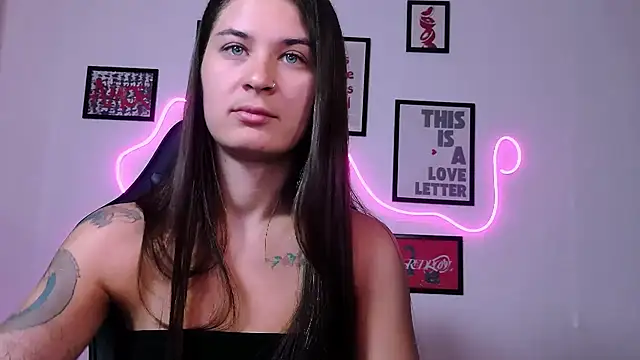 AlisaFrost webcam