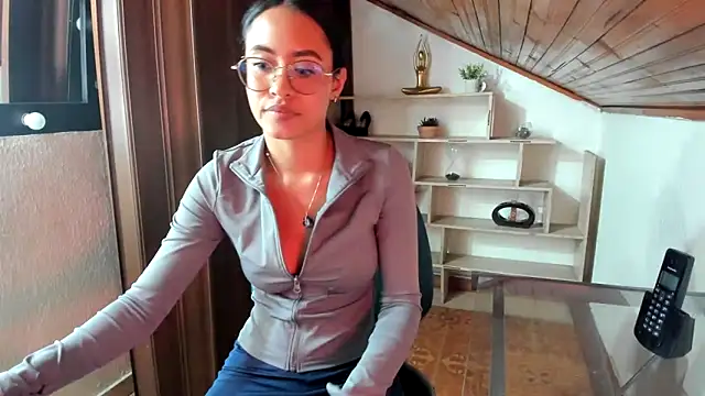amy_lennox webcam