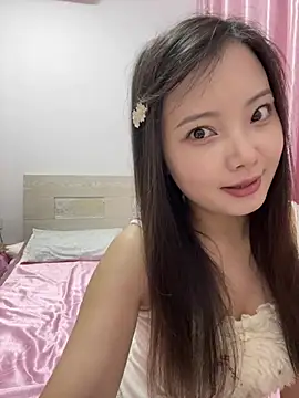 BIGBABYYEYE webcam