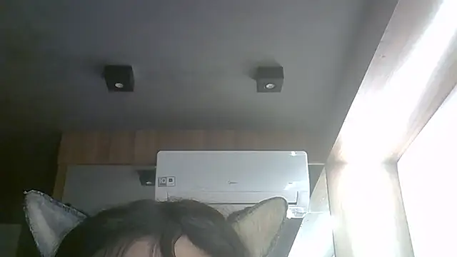 SkinnyKitten live cam
