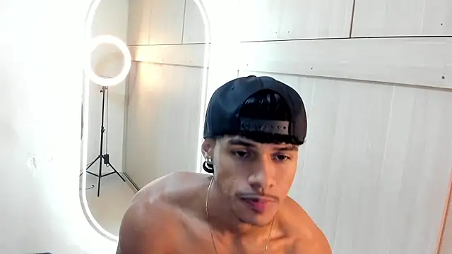 joao_da_silva19 (M twink) - Tip Luck for my Cum show here, gift me