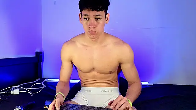 luke_muscle (M twink) - Make me Cum for First Time!!