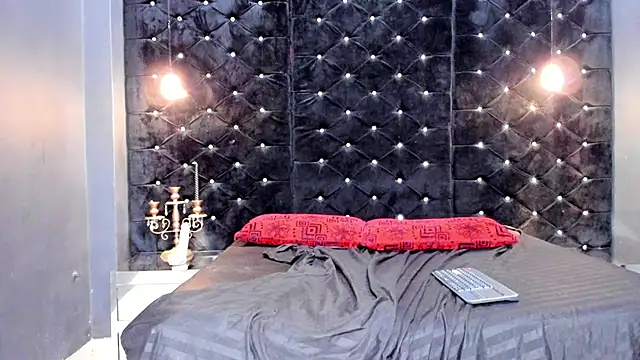 ScarletRios webcam