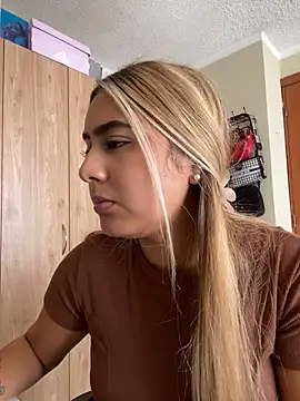 Miabonnett_ webcam