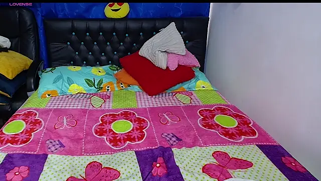Melikasweetz webcam
